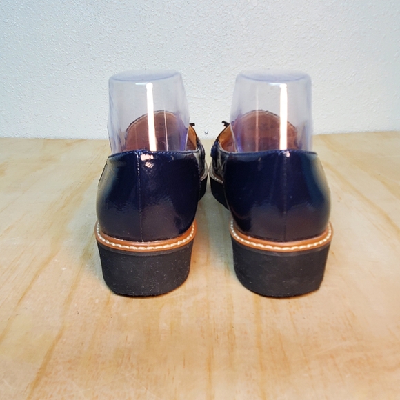 Naturalizer Navy Blue Patent Leather Platform Loafers Size 8 - Picture 6 of 16